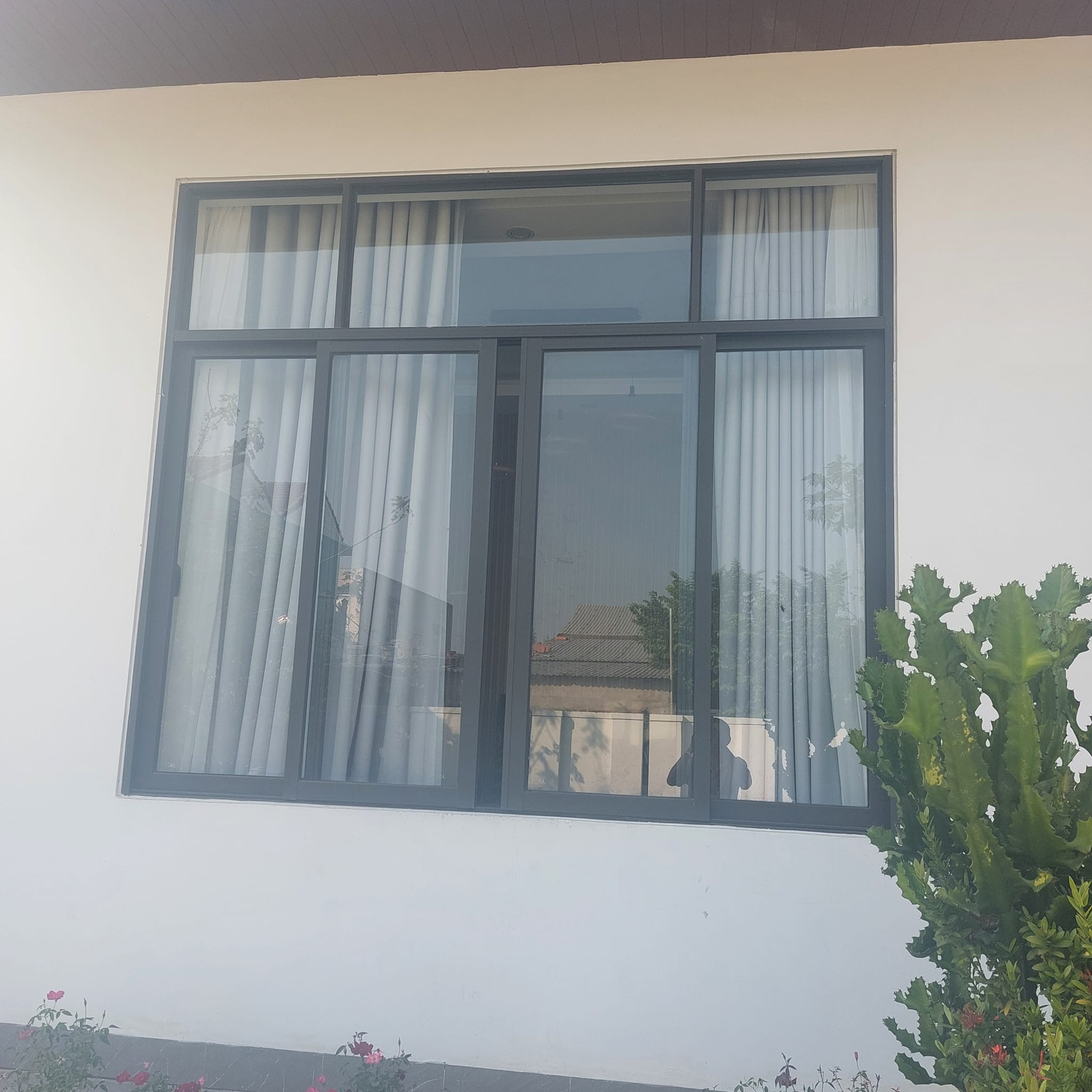 cua-nhom-kinh-gia-re (23)